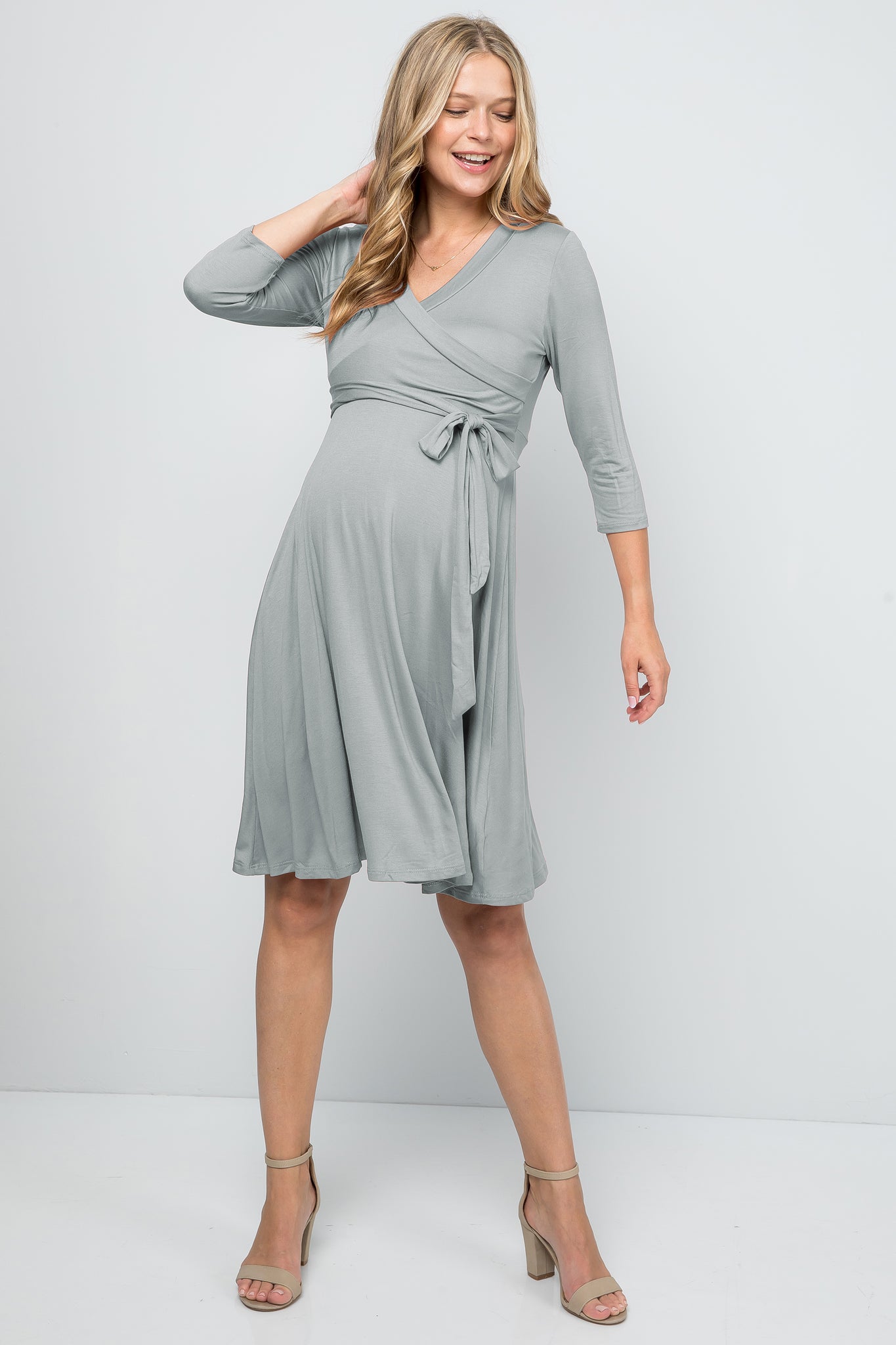 Isabel Maternity Solid Gray Casual Dress Size S (Maternity) - 34